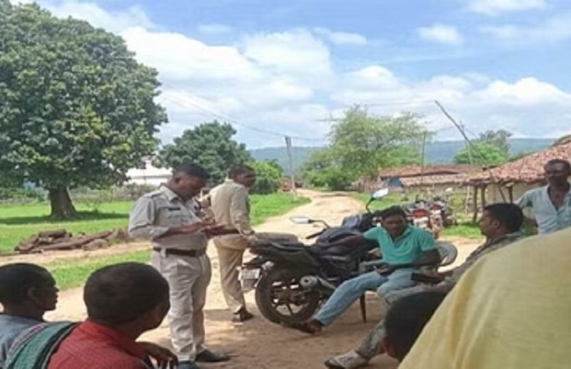 Husband hanged himself after killing his wife, sensation spread