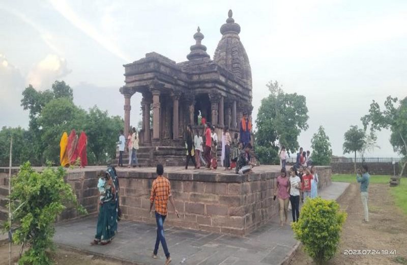 सावन में यहां करें नौंवी शताब्दी के शिवलिंग के दर्शन, कहलाते हैं नोहलेश्वर