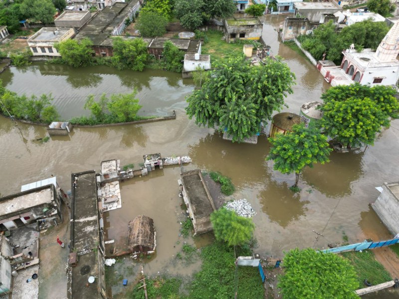 नागौर जिले का एक गांव ऐसा जो बरसात में रहता जलमग्न