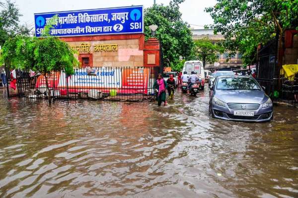 rain water logging in jaipur