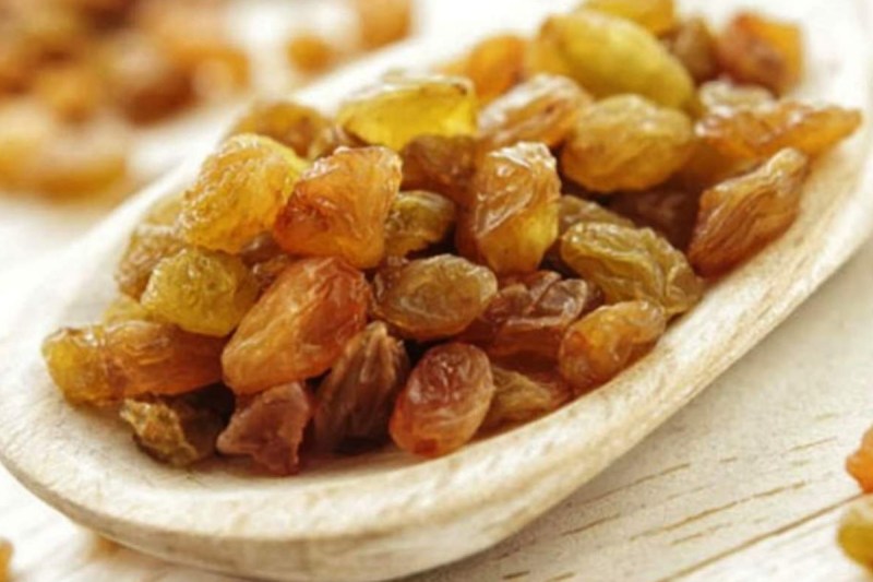benefits_of_eating_raisins.jpg