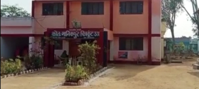 Chitrakoot cirme:  छात्रा से रेप मामले में सियासत तेज, सपा की 7 सदस्य टीम परिवार से करेंगी मुलाकात