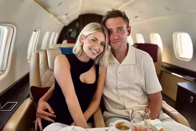 england-pacer-stuart-broad-and-mollie-king-love-story-like-superhit-bollywood-film.jpg
