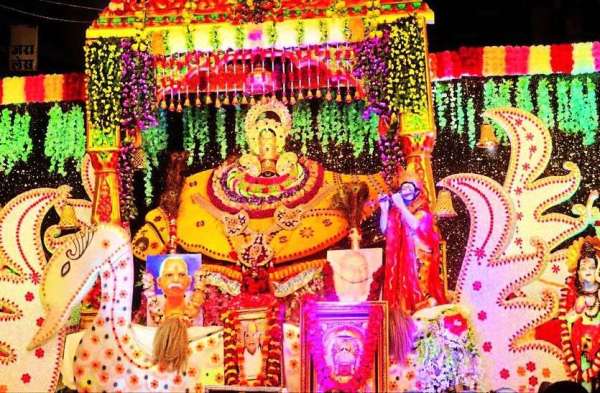 performed hymns in ajmer