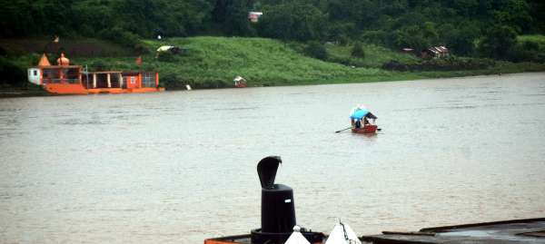 नर्मदा का जल स्तर बढ़ा   