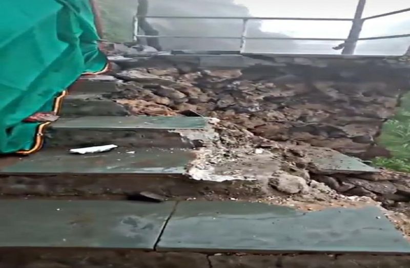 Mount Abu: राजस्थान की सबसे ऊंची चोटी गुरुशिखर की सीढिय़ां बारिश से हुई धराशायी, मार्ग अवरूद्ध, पढिए पूरी खबर