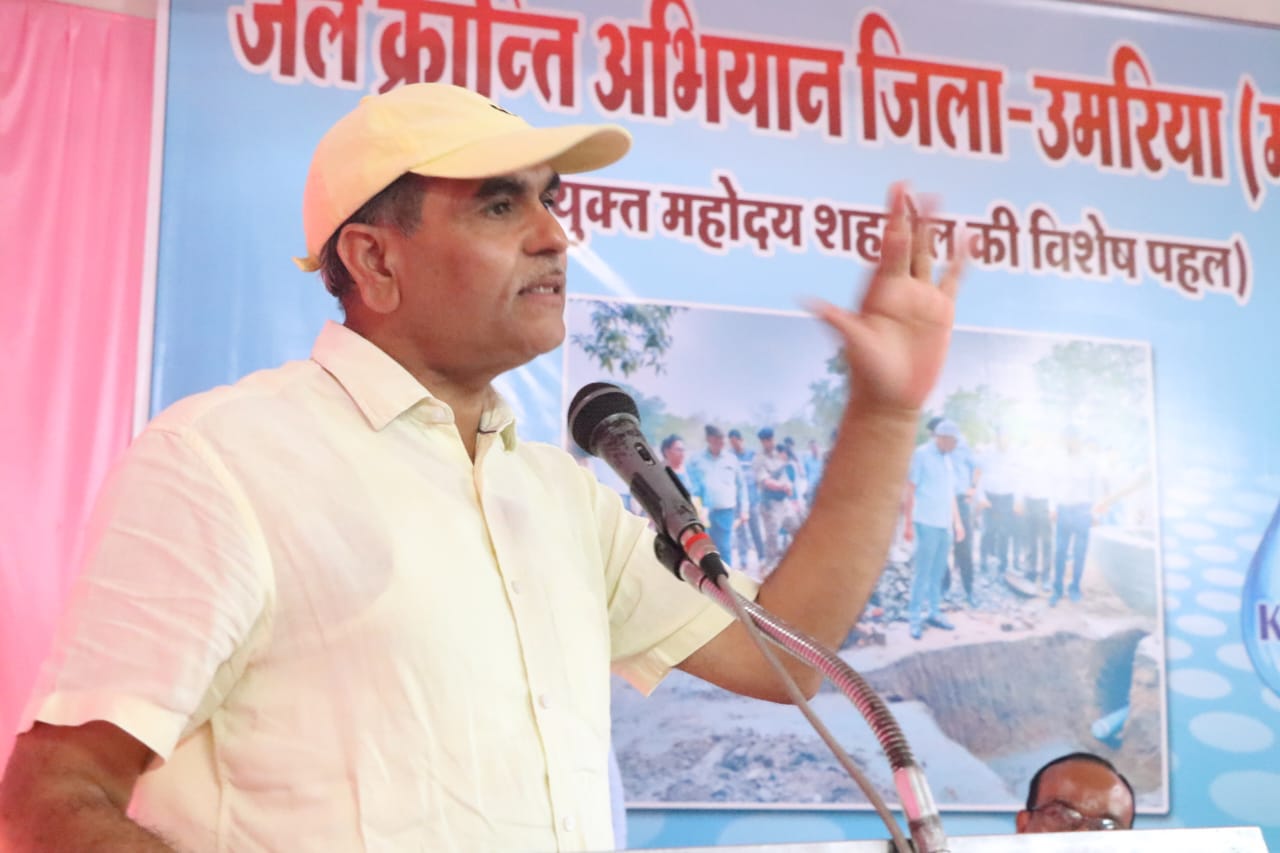 Water Revolution: Campaign to save life and creation, everyone will have to save water structures together
