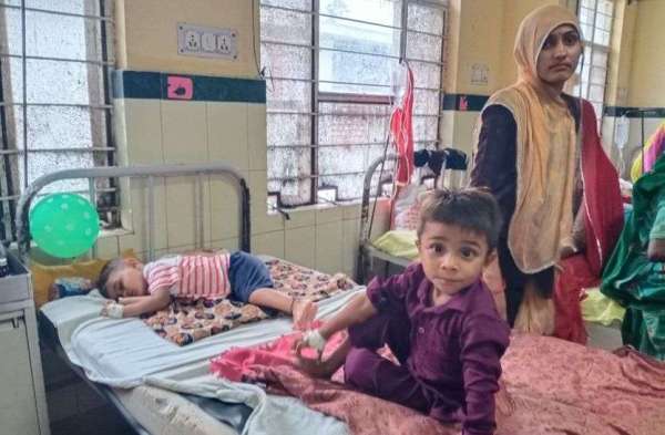 जिले का सबसे बड़ा अस्पताल, मासूमों का ऐसे हो रहा उपचार