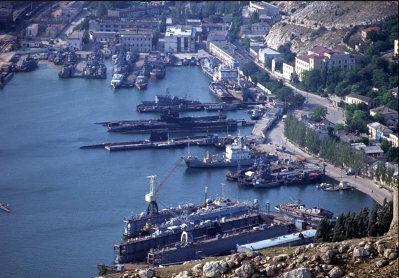 russian_naval_base_at_black_sea.jpg