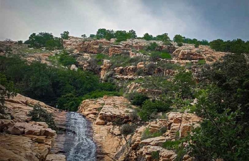 क्या आपने देखा है... नगरदा वॉटरफाल का रोमांच भरा नजारा, बारिश में लगता है और भी सुन्दर, देखें...