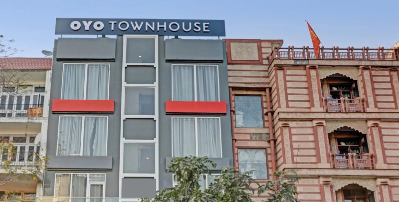 OYO Hotel में प्रेमिका से रोमांस के दौरान हुई तकरार तो प्रेमी ने उठाया ये खौफनाक कदम