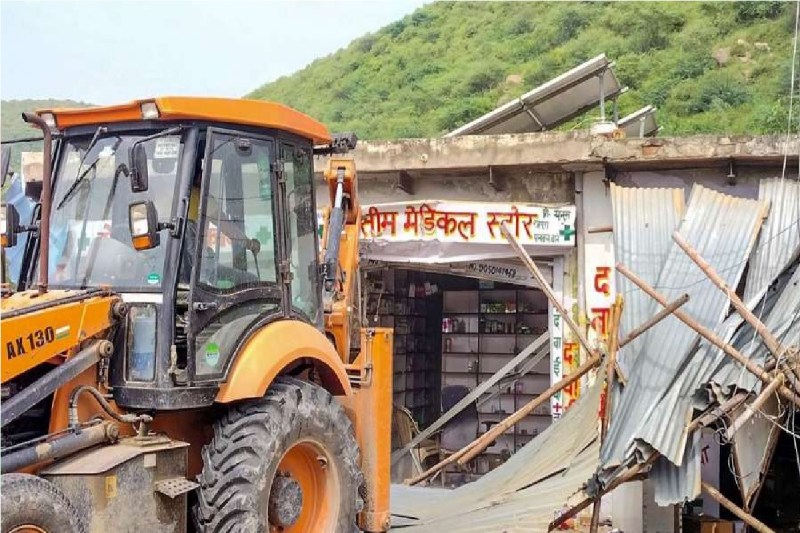 नूंह में आज लगातार चौथे दिन बुलडोजर एक्शन, 25 रोहिंग्या गिरफ्तार, 2300 वीडियो पर पुलिस की नजर