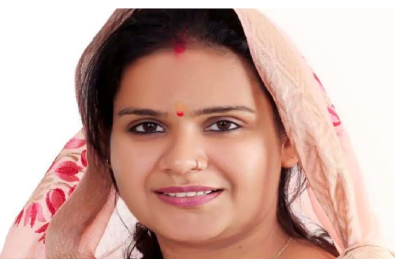 जयपुर से बड़ी खबर: मेयर मुनेश गुर्जर निलंबित, कभी भी हो सकती है गिरफ्तारी !