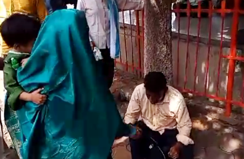 women beaten miscreant