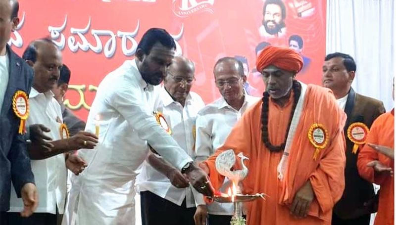 कलाकार की प्रतिभा की कीमत लगाना असंभव