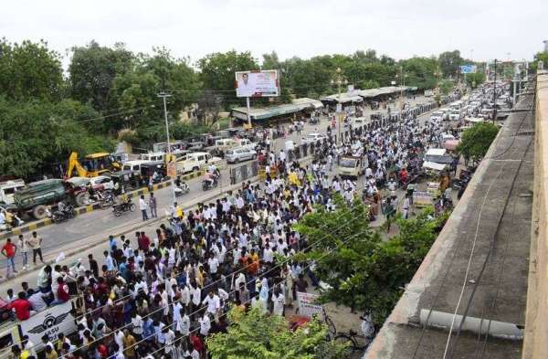 विश्व आदिवासी दिवस पर निकली वाहन रैली