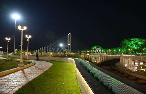 खूबसूरती देख लोहग हो जाते है मंत्रमुग्ध