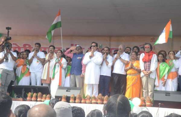 वसुधैव कुटुंबकम फाउंडेशन के संयुक्त तत्वावधान में आज 11 अगस्त शुक्रवार को वंदे मातरम एवं राजकीय गीत का वृहद आयोजन