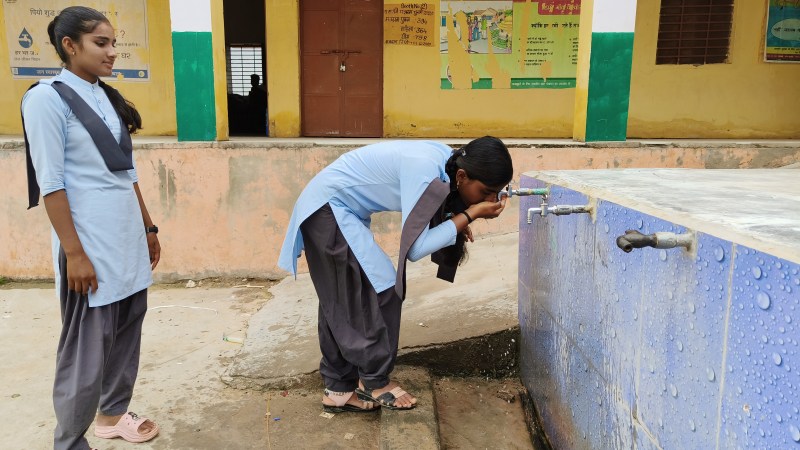 बाड़मेर की 2354 स्कूलों में पहुंचा नल से जल