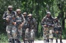 जम्मू-कश्मीर के पुलवामा में CRPF जवान की गोली लगने से मौत