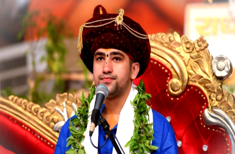 bageshwardham chief pandit dhirendra krishna shastri