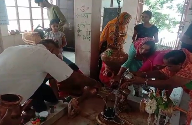 अखंड भारत संकल्प दिवस: जयपुर में 108 शिव मंदिरों में एक साथ हुआ रूद्राभिषेक