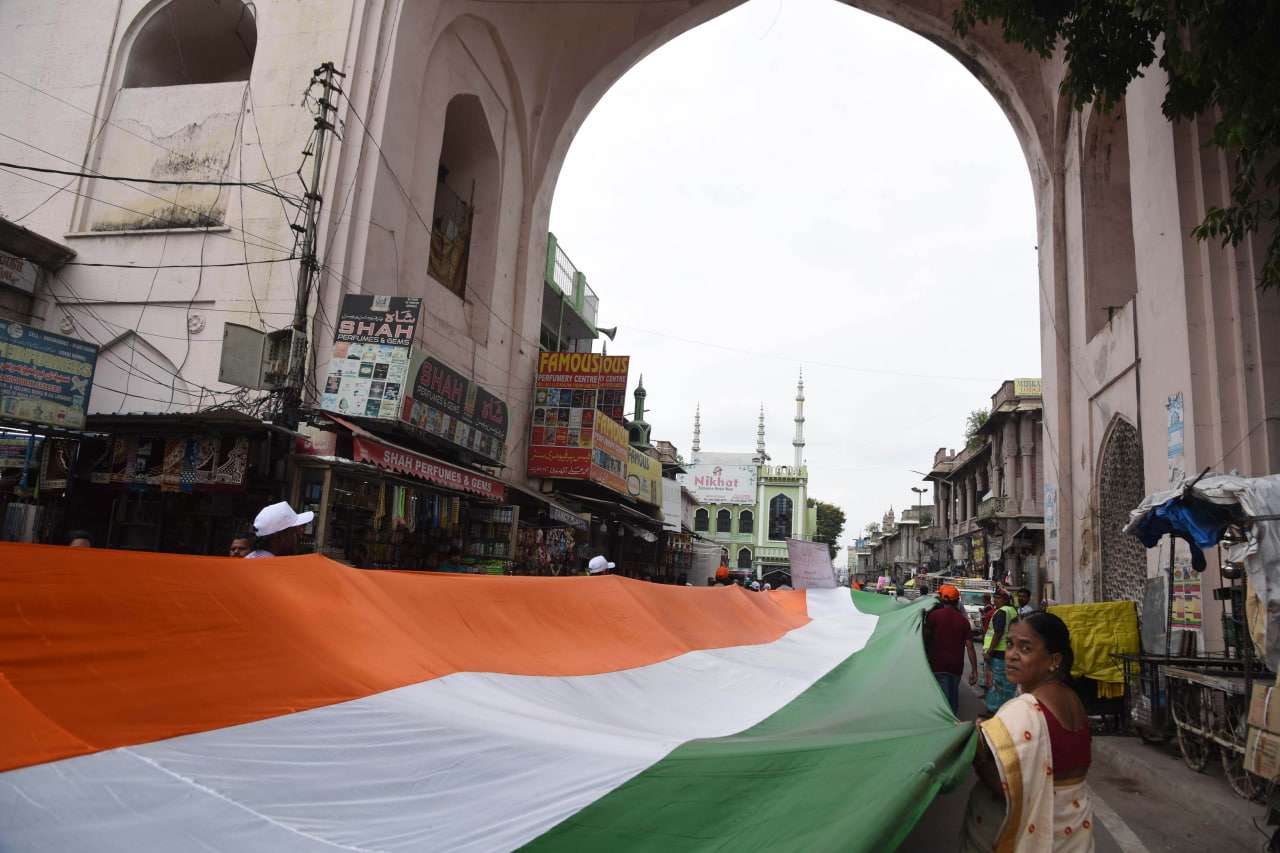 देशभ क्ति की भावना से ओतप्रोत हुआ हैदराबाद