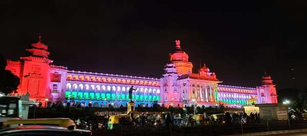 vidhana_soudha_03.jpg