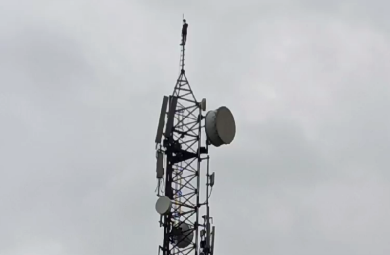 high voltage drama at mobile tower