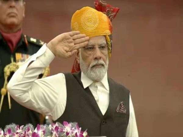    PM looked like this on the occasion of Independence Da