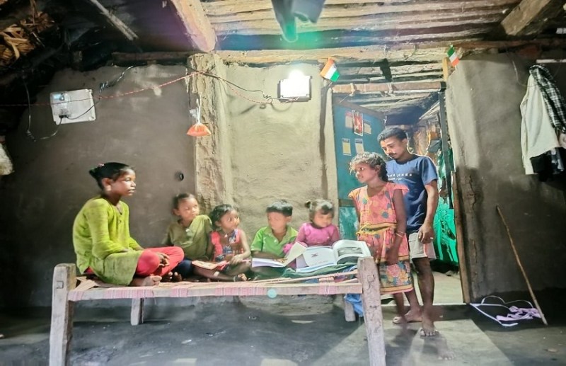 Elmagunda village of Sukma got freedom from darkness after 75 years