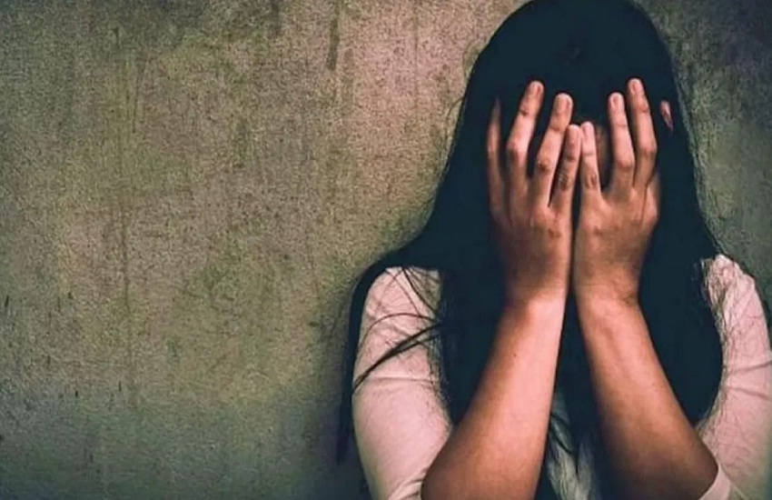 Patwari posted in Arang Tekari raped a minor, case registered