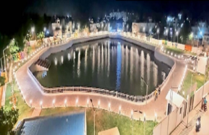 Bilaspur News : लाइटिंग, किड्स प्ले एरिया, सेल्फी जोन और जिम से माधव तालाब बना नया टूरिस्ट स्पॉट, क्वालिटी टाइम के लिए बेहतरीन जगह