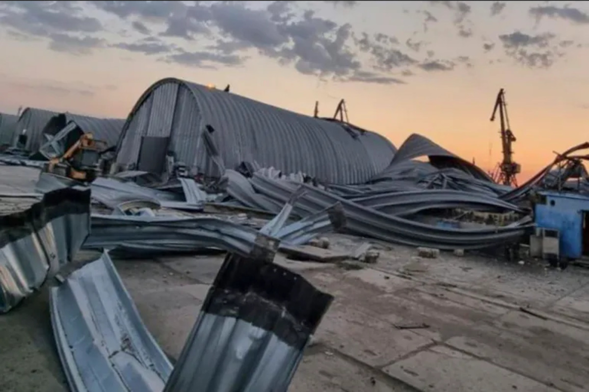 russian_attack_drones_damaged_port_on_danube_river_in_ukraine.jpg