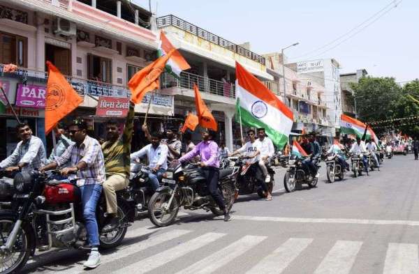 एबीवीपी ने निकाली तिरंगा रैली