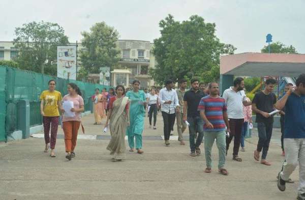 सीटेट परीक्षा शांतिपूर्वक सम्पन्न