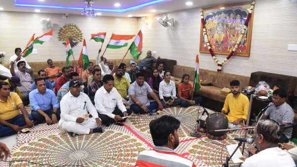 successful-launch-of-chandrayaan-3-sacrifices-at-home-hanuman-chalis