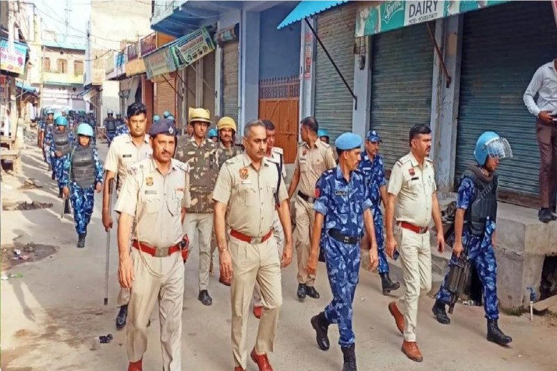 हरियाणा: नूंह में धारा 144 लागू, इंटरनेट बैन, पुलिस अलर्ट, पड़ोसी राज्यों से भी मांगी मदद