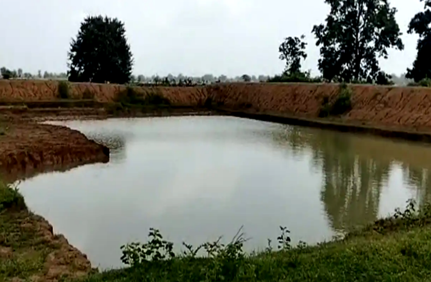 2 children drowned in pond