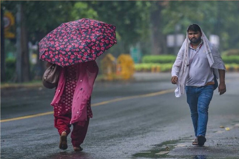 Weather Alert: बिहार के 18 जिलों में भारी बारिश का अलर्ट, जानें दिल्ली-UP समेत अन्य राज्यों को लेकर IMD की भविष्यवाणी
