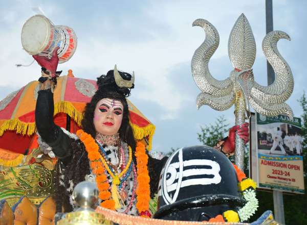 अजमेर में निकली शिव बारात