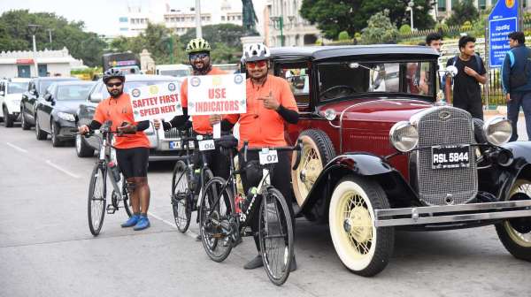 रोड सेफ्टी अवेयरनेस प्रोग्राम
