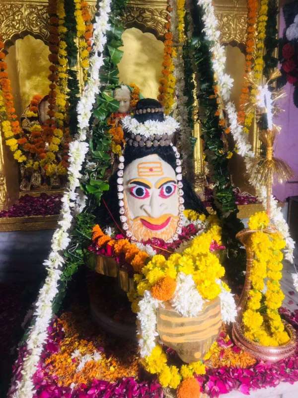 बर्फानी बाबा का दरबार