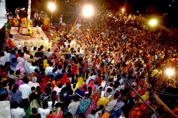 बर्फानी बाबा का दरबार