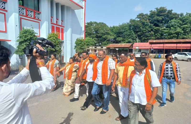 अविश्वास प्रस्ताव: जगदलपुर में पलायन के बाद जीती कांग्रेस