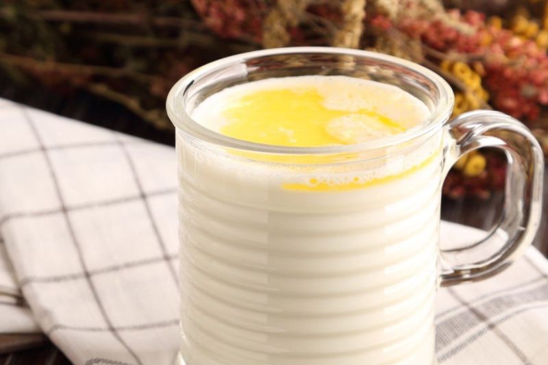 The Power of Combining Ghee with Milk for Health Benefits