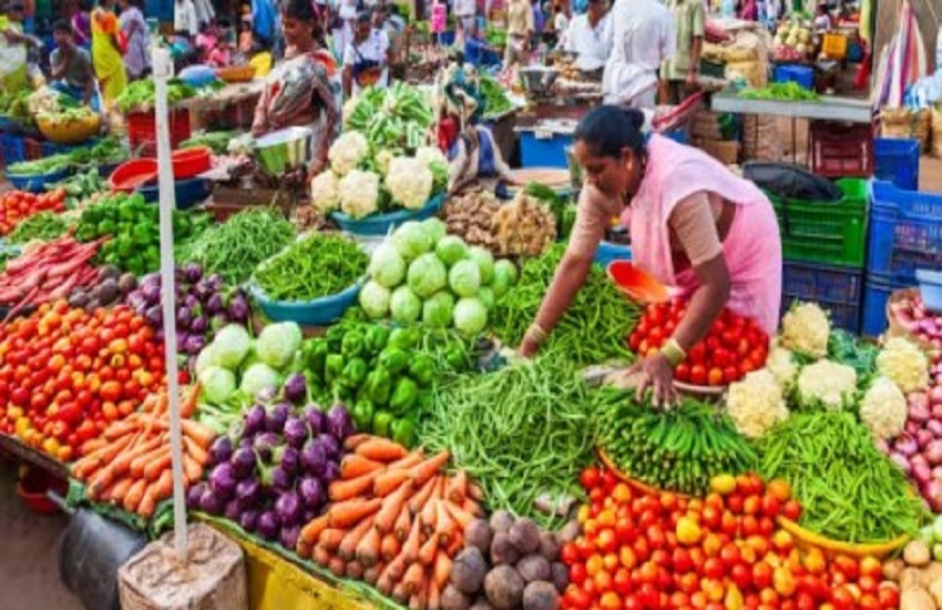 Vegetable Price Hike : टमाटर हुई अब इतनी सस्ती, इन सब्जियों का भी गिरा दाम, यहां देखें बाजार का ताजा रेट
