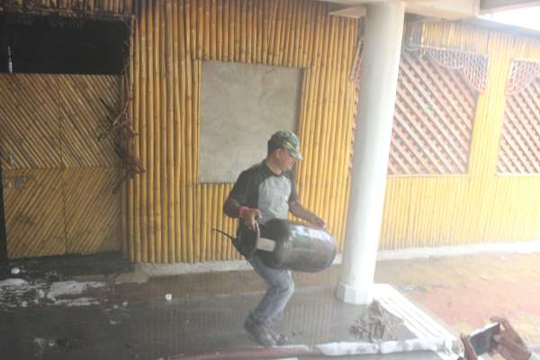 gas cylinder caught fire