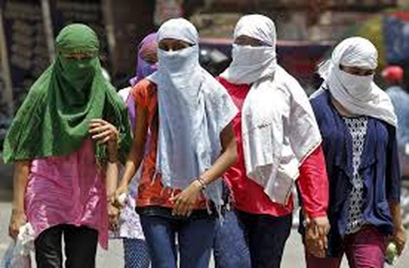 Weather Update: दिन में झुलसाने वाली गर्मी का असर