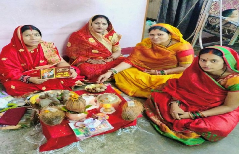 बहुला चतुर्थी : महिलाओं ने दिनभर व्रत रखकर की पूजा-अर्चना, कथा सुनकर पुत्र और भाई के लिए की लंबी उम्र की कामना